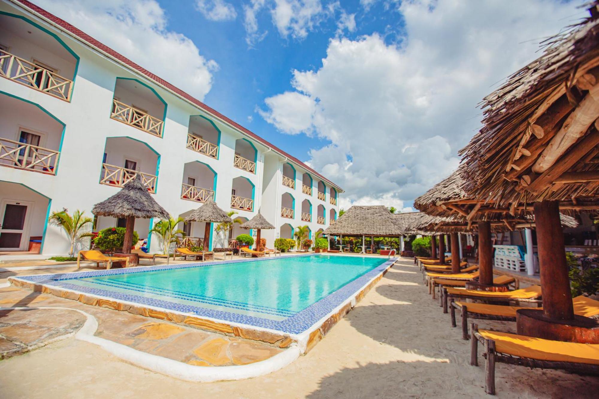 Ahg Sun Bay Mlilile Beach Hotel Matemwe  Bagian luar foto